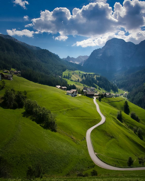 la-villa-alta-badia-dolomites-italy-skiing-5