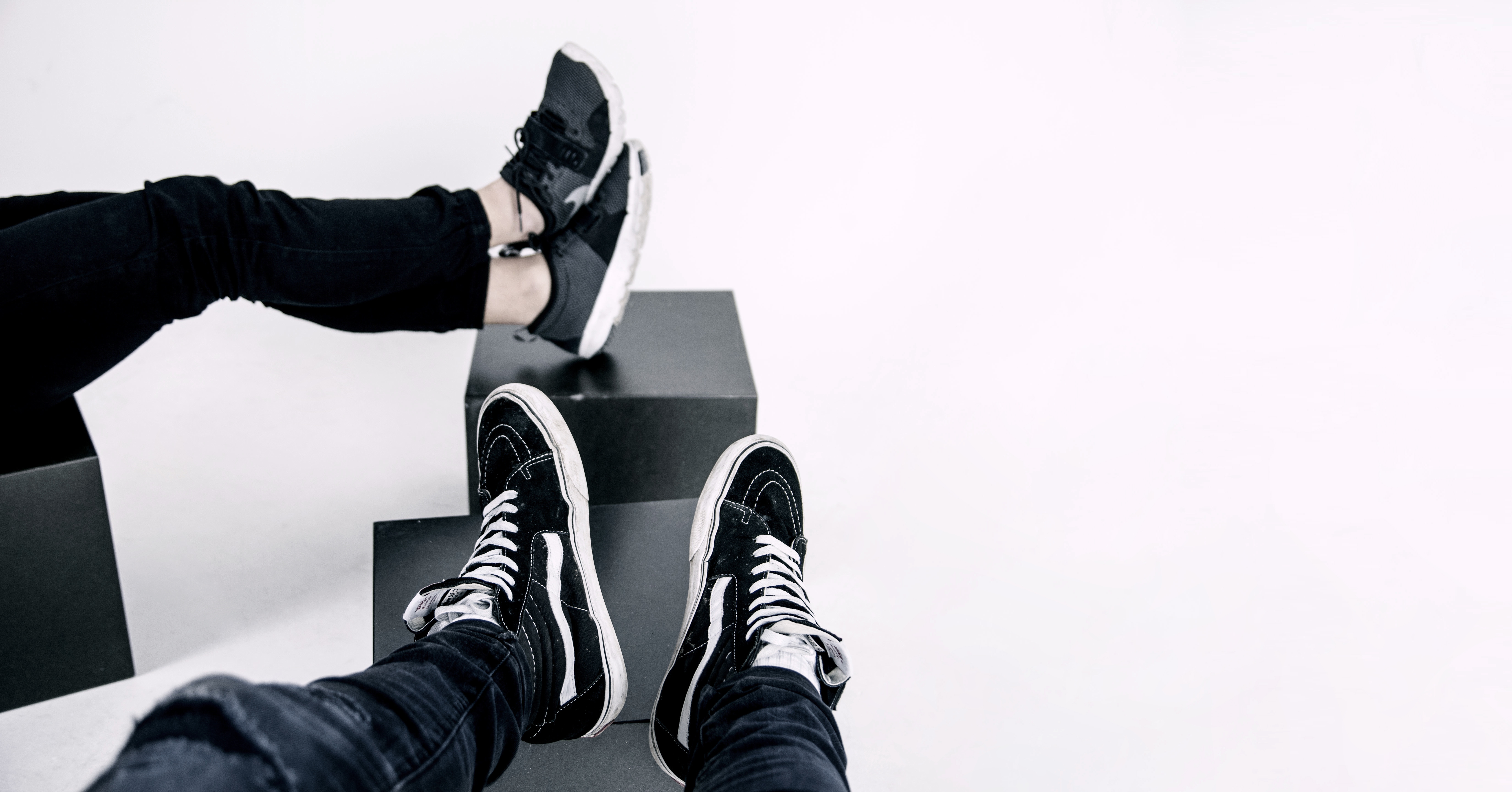 unsplash.com-photo-1457968867385-9f877f3f2bce-slide3