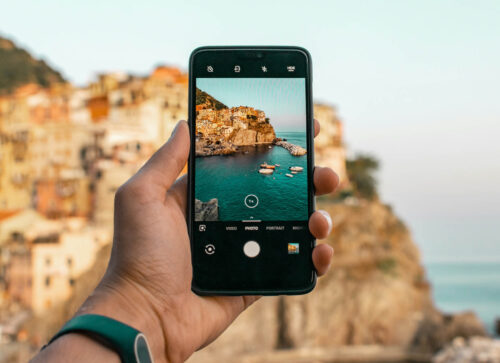 How to Keep Your Phone Running on Multi-Day Trips