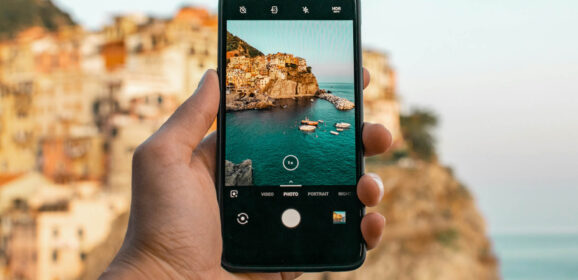 How to Keep Your Phone Running on Multi-Day Trips